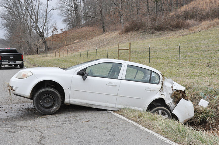 Two transported after Ky. 201 crash